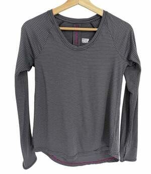 The North Face Flash Dry Long Sleeve Top Shirt Womans Small Thumb Hole Athletic